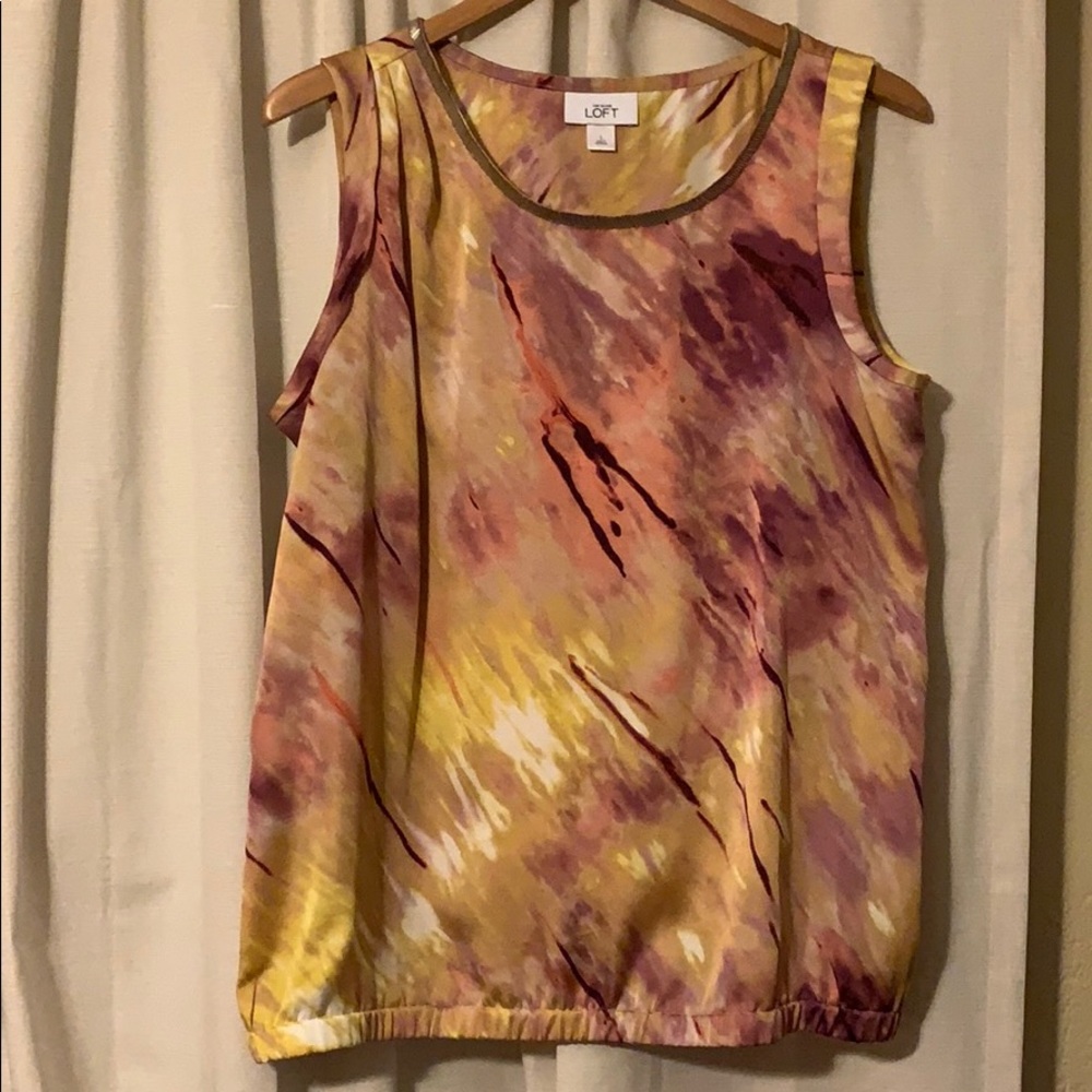 NWOT Sleeveless blouse LOFT   Size large